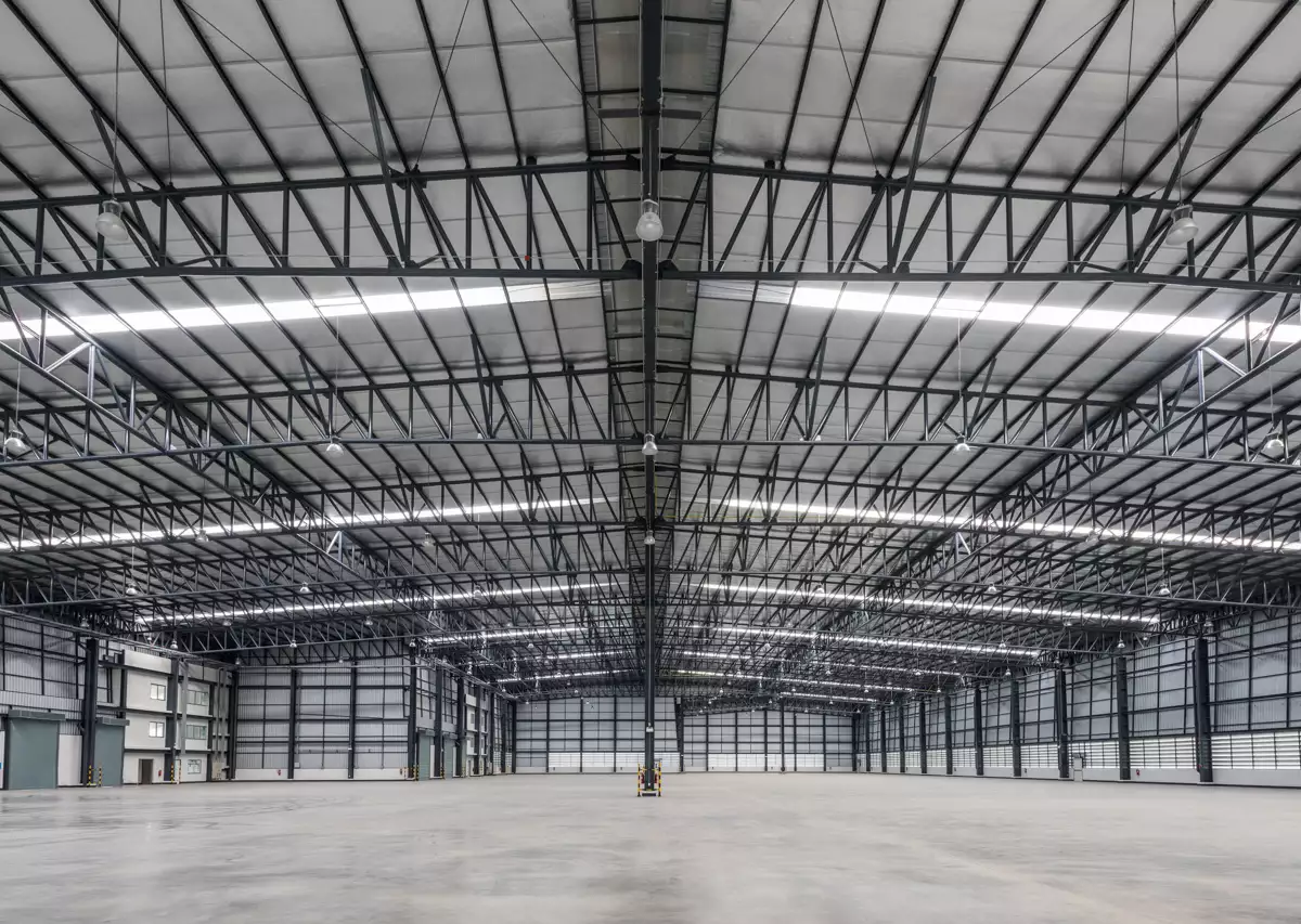 Servicio de NAVES INDUSTRIALES Y GALPONES ofrecido por constructora en Tandil